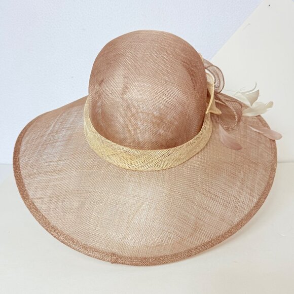 August Wide Brim Straw Hat Natural Feather Bow Vintage Elegant Church Derby - Picture 4 of 14